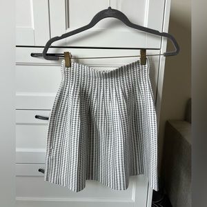 Club Monaco Tulip skirt XS